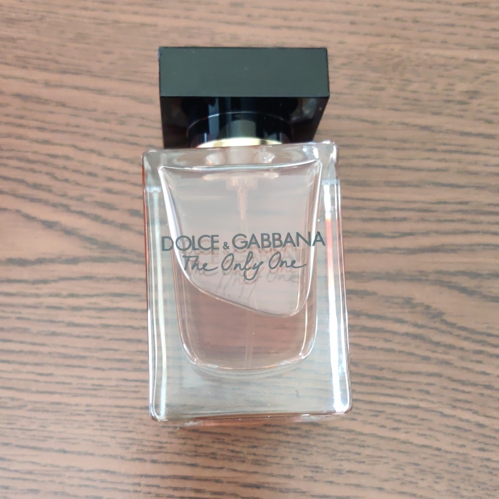 Dolce & Gabbana The Only One Fragrance with Black Cap